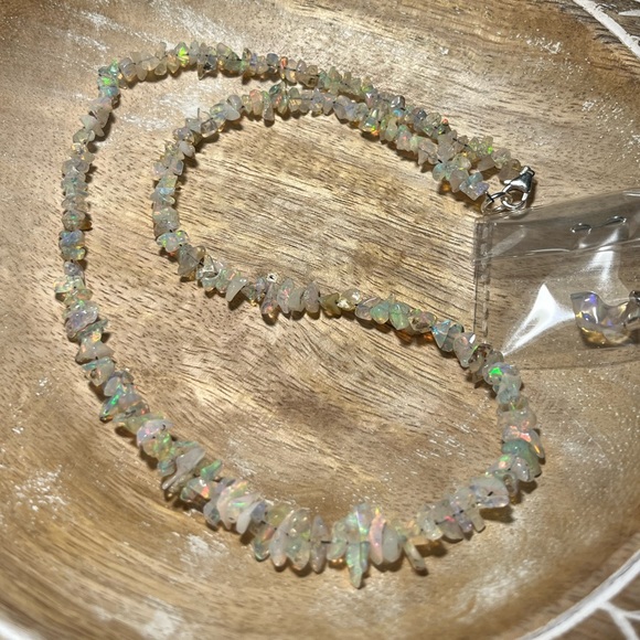 NWOT Ethiopian Opal Raw Chip Sterling Silver Necklace & Pendant - Picture 5 of 7